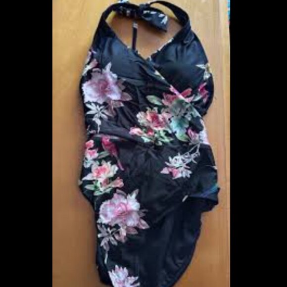 Brand New Rachel by Rachel Roy One-Piece Navy Floral Swimsuit - Picture 6 of 12
